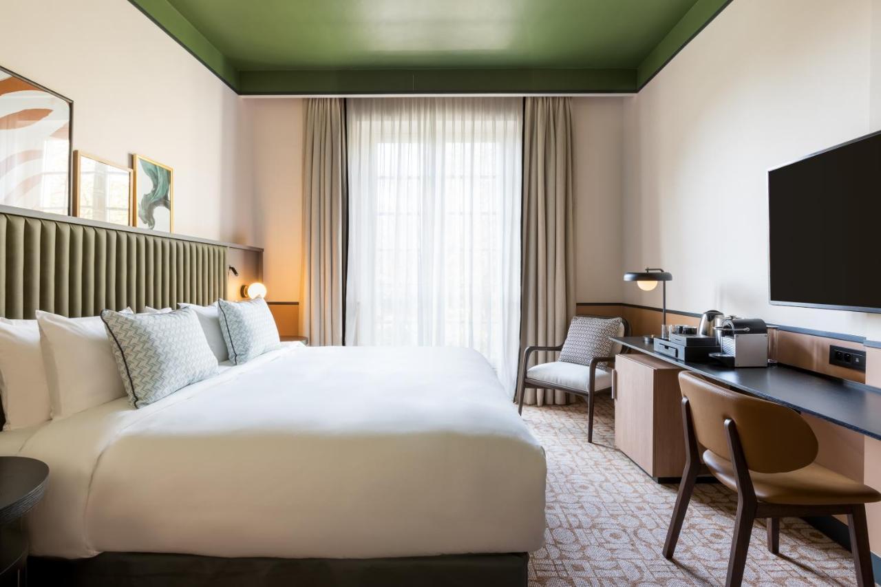 Deluxe Zimmer mit Kingsize-Bett